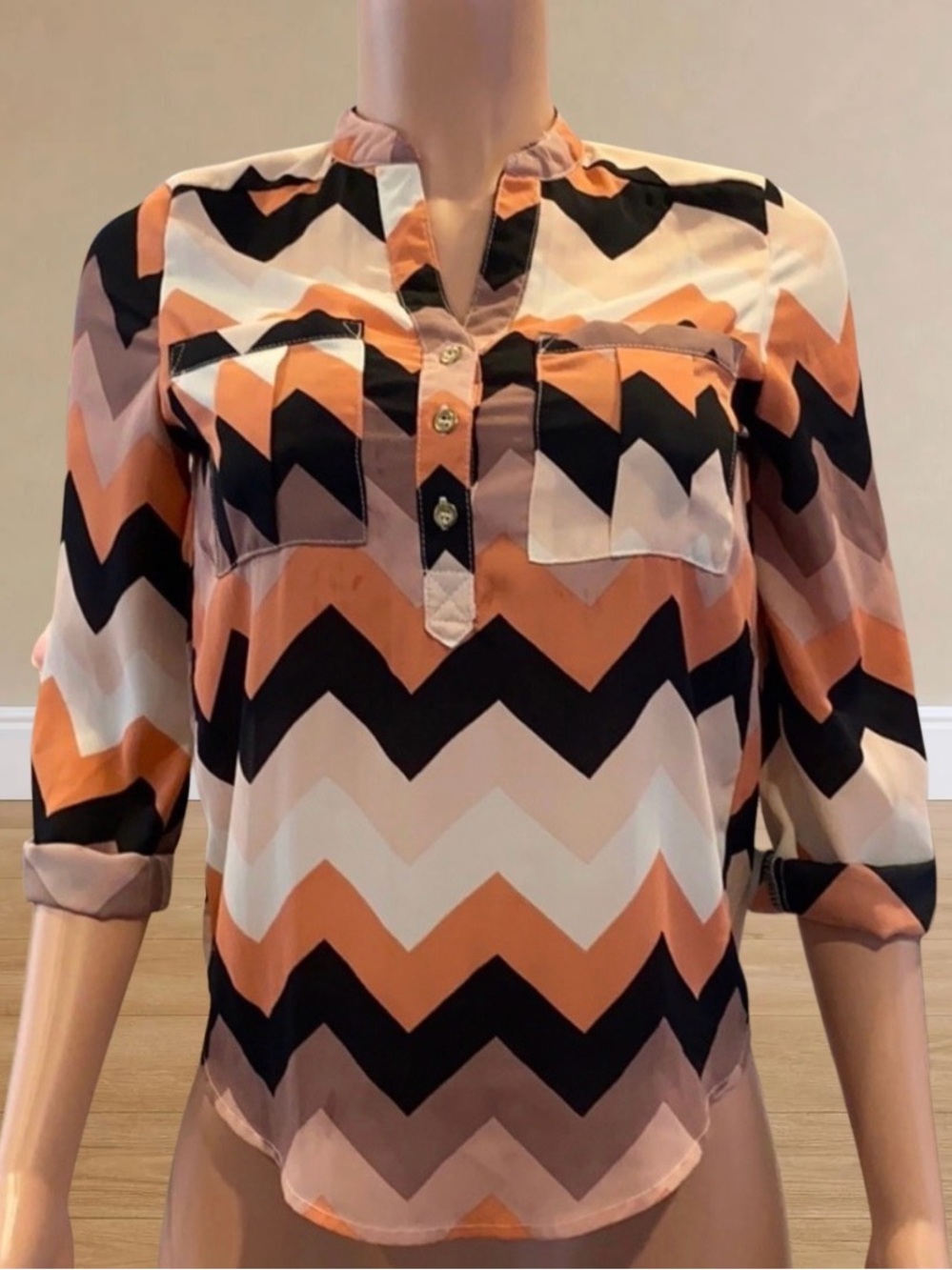 Charlotte Russe Pink Black Chevron Chiffon Roll Tab Sleeve Blouse XS NWT